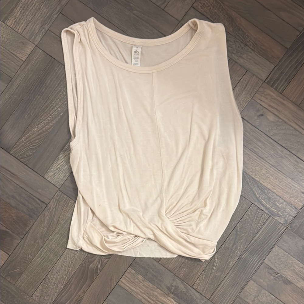 Alo Women's Warrior Cream Sleeveless Top
